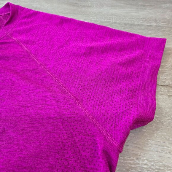 Lululemon Swiftly Tech Short Sleeve Shirt 2.0 Magenta Purple Women's Size 20 - Picture 12 of 16